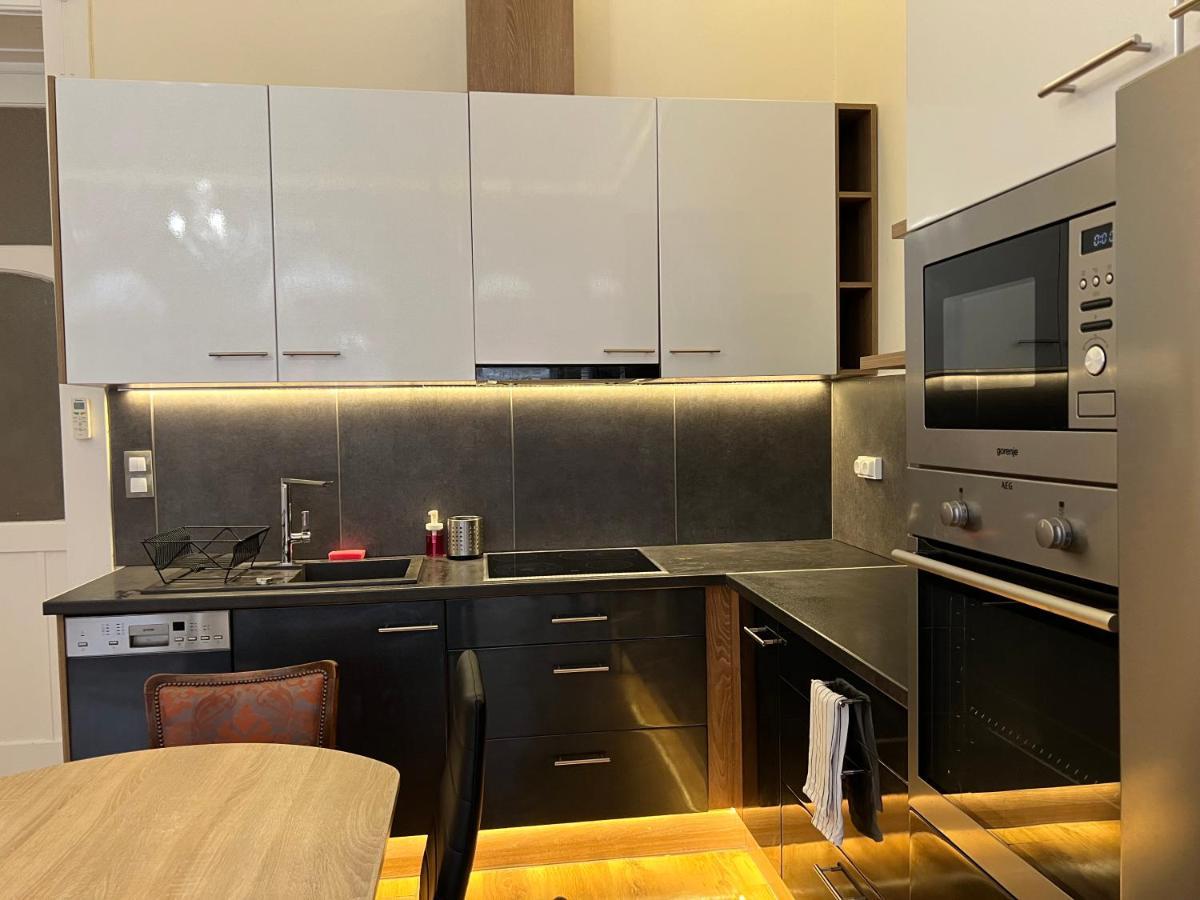 P9 By Small Home Budapest Extérieur photo